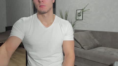 Vincent.  uncut 18cm online show from 01-03-25, 03:44