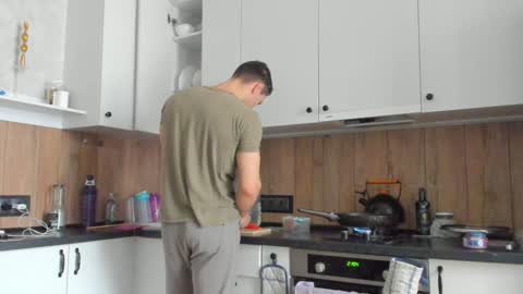 Vincent.  uncut 18cm online show from 02-05-25, 08:54