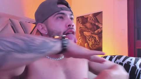 Snapshot of vincentblack_ chatting on 04-24-26, 04:15 Vincent online show from 04-24-26, 04:15