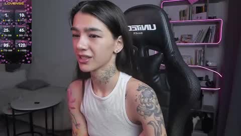 Snapshot of vinkitinkii chatting on 03-01-25, 06:57 vinkitinkii online show from 03-01-25, 06:57