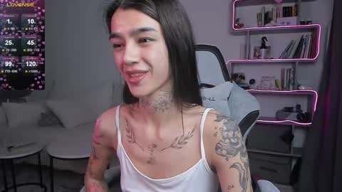 Snapshot of vinkitinkii chatting on 03-09-25, 09:46 vinkitinkii online show from 03-09-25, 09:46