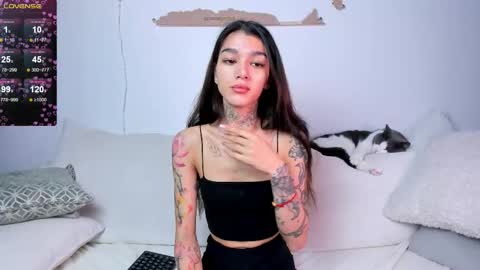 Snapshot of vinkitinkii chatting on 09-17-25, 06:48 vinkitinkii online show from 09-17-25, 06:48