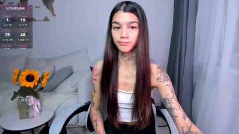 Snapshot of vinkitinkii chatting on 09-20-25, 07:09 vinkitinkii online show from 09-20-25, 07:09