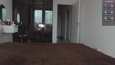 Snapshot of vinkitinkii chatting on 10-28-25, 07:34 vinkitinkii online show from 10-28-25, 07:34