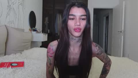 Snapshot of vinkitinkii chatting on 11-14-25, 03:11 vinkitinkii online show from 11-14-25, 03:11