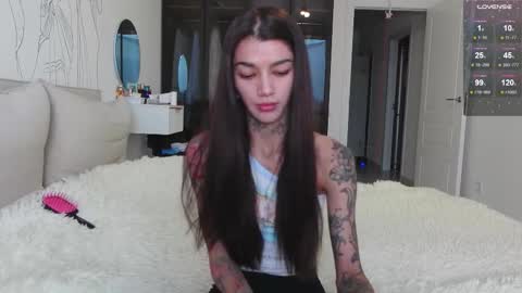 vinkitinkii online show from 12-23-25, 07:17