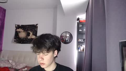 Snapshot of vinnie_06 chatting on 03-12-25, 10:59 vinnie online show from 03-12-25, 10:59