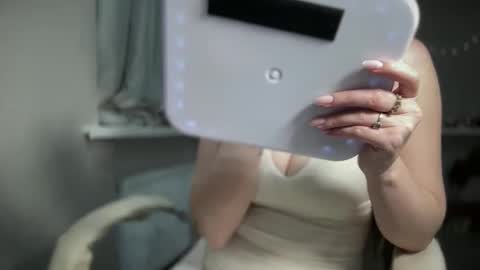 Funny  girl online show from 02-22-25, 10:20