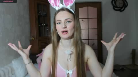 Funny  girl online show from 04-06-26, 03:15