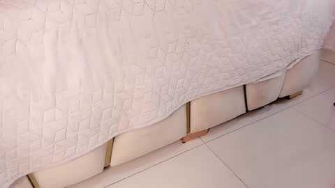 violeet_gray online show from 02-15-25, 02:55