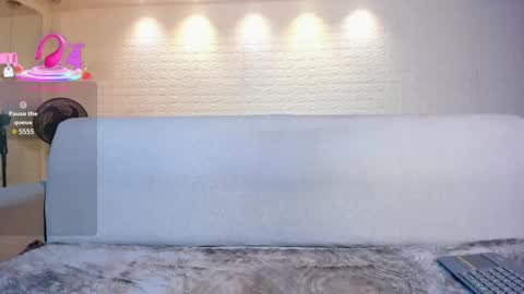 Violett  Everyday From 0530 to 1430 Col Time online show from 02-26-25, 01:52