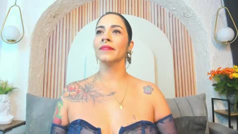 Snapshot of violeet_scottt chatting on 06-03-26, 10:18 Violette online show from 06-03-26, 10:18