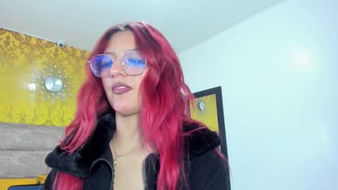 Snapshot of violeethh__ chatting on 03-04-26, 12:33 violeethh__ online show from 03-04-26, 12:33