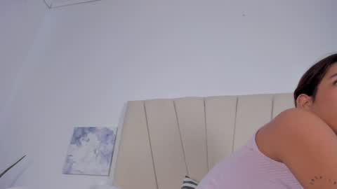 Violet online show from 02-08-25, 05:50