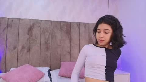 Violeta online show from 05-13-26, 12:13