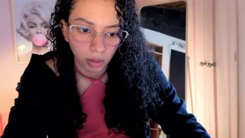 violet__15 online show from 07-21-26, 12:07