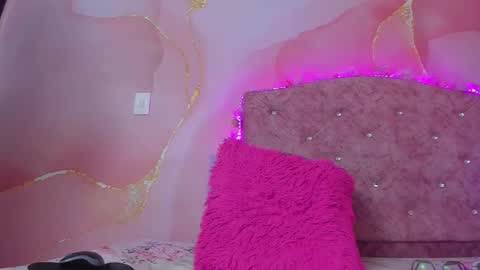 violet__taylor_ online show from 02-21-26, 02:34