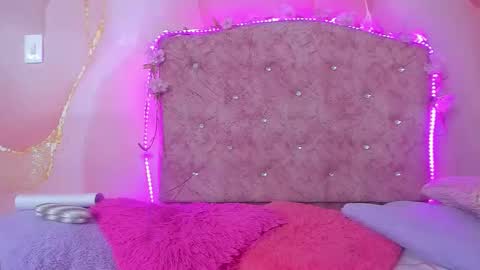 violet__taylor_ online show from 03-02-26, 02:25