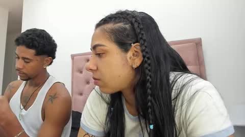 Snapshot of violet_and_myers chatting on 09-10-25, 02:28 Violet and Myers online show from 09-10-25, 02:28