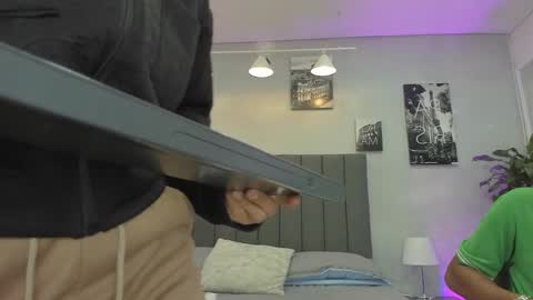 Snapshot of violet_and_myers chatting on 10-14-25, 11:22 Violet and Myers online show from 10-14-25, 11:22