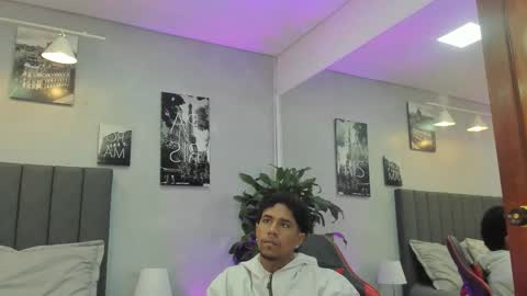 Snapshot of violet_and_myers chatting on 11-13-25, 10:47 Violet and Myers online show from 11-13-25, 10:47