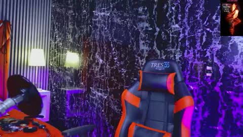 Violet online show from 03-17-26, 02:53