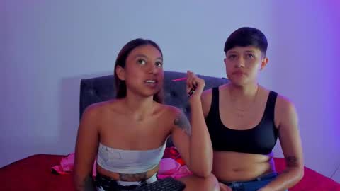 Snapshot of violet_casper_ chatting on 03-11-25, 09:26 Violet and Casper online show from 03-11-25, 09:26