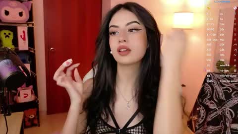 Snapshot of violet_catt chatting on 04-23-26, 05:15 Violeta online show from 04-23-26, 05:15