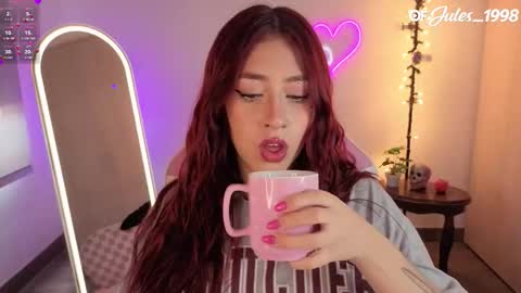 violet online show from 03-10-26, 06:13