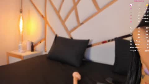 Snapshot of violet_gracee chatting on 11-06-25, 08:43 violet_gracee online show from 11-06-25, 08:43