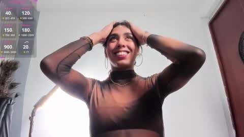 Snapshot of violet_moon20 chatting on 02-06-26, 10:35 Violet online show from 02-06-26, 10:35