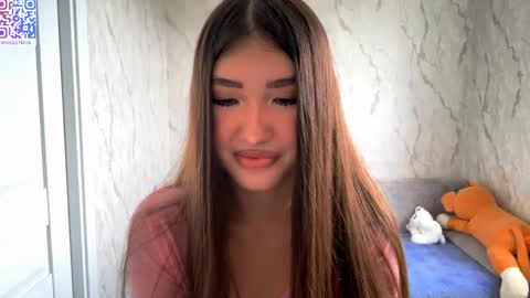 Snapshot of violet_mur chatting on 06-01-26, 09:00 Violet online show from 06-01-26, 09:00