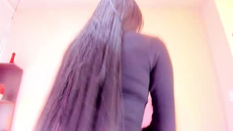 violet online show from 12-16-25, 01:05