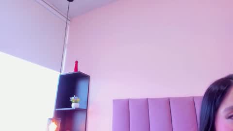 violet online show from 02-09-26, 12:31