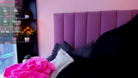 violet online show from 04-06-26, 12:39