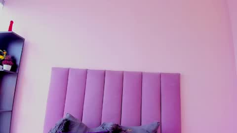 violet online show from 04-13-26, 01:16