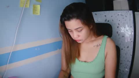 Snapshot of violeta0706 chatting on 02-16-26, 06:26 violeta0706 online show from 02-16-26, 06:26