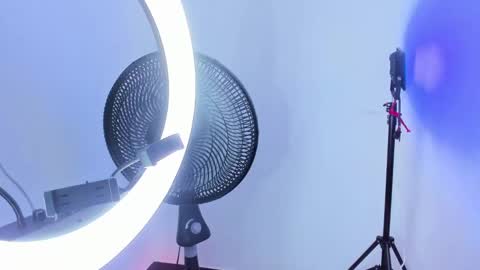 Violet  online show from 09-12-25, 04:12