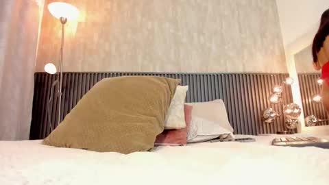 Snapshot of violeta_fowler chatting on 10-24-25, 05:48 violeta fowler online show from 10-24-25, 05:48