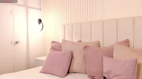 Violeta Rodriguez online show from 03-16-26, 06:12