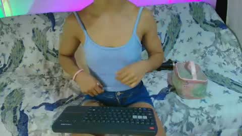 Snapshot of violeta_sofia_16 chatting on 07-08-26, 04:17 violeta sofia 16 online show from 07-08-26, 04:17