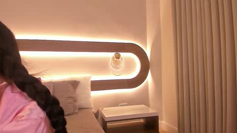 Violeta Sum online show from 03-18-26, 12:19