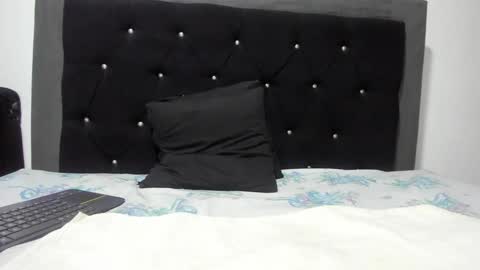 VioletaDums online show from 03-04-25, 05:53