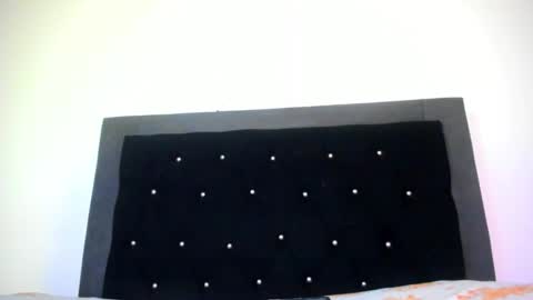 VioletaDums online show from 10-21-25, 12:22