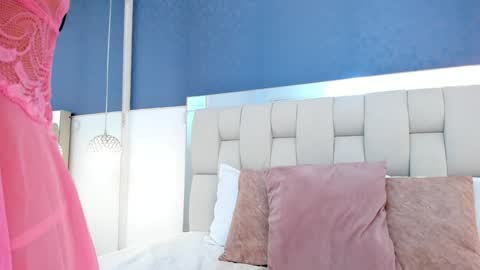 Violeta online show from 01-24-25, 08:11