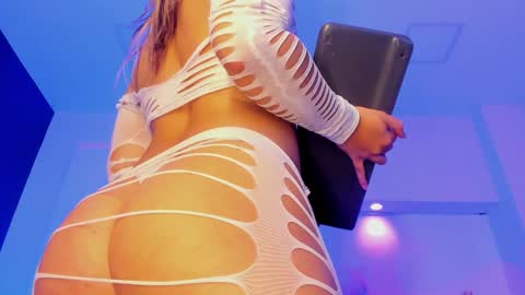 Violeta online show from 01-09-25, 05:33