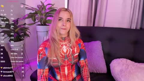 Snapshot of violetarainn chatting on 05-11-26, 05:54 Violeta online show from 05-11-26, 05:54