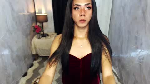 Snapshot of violeterection chatting on 12-11-24, 08:58 JUVY online show from 12-11-24, 08:58