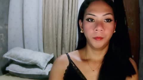 Snapshot of violeterection chatting on 07-05-26, 06:59 JUVY online show from 07-05-26, 06:59