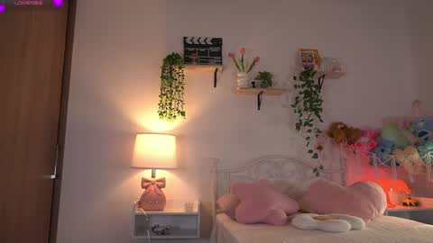 violeth___ online show from 05-11-26, 12:11